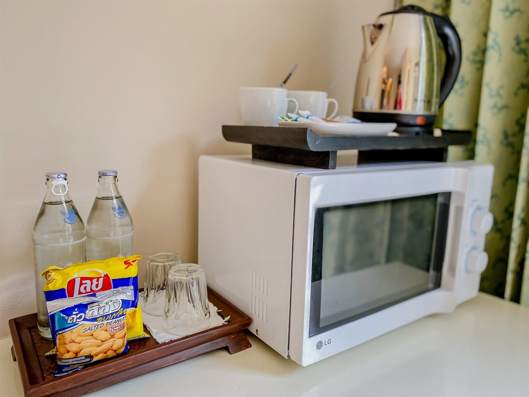 Free Minibar
